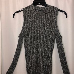 form fitting , cold shoulder